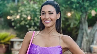 Η Ευγενία Σαμαρά το έκανε ξανά | Είχε το πιο stylish beach look που έχουμε δει τελευταία