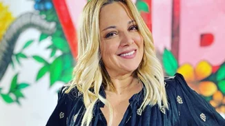 Νάνσυ Ζαμπέτογλου | "Και εκεί που ψάχνω στα μέιλ μου τον ΑΜΚΑ, βλέπω κάτι προσφορές από ένα μαγαζί και μπαίνω στο μαγαζί"