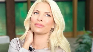 Ελένη Μενεγάκη | Μας συστήνει για πρώτη φορά τη θεία της, Μαρία Μενεγάκη και η μεταξύ τους ομοιότητα εντυπωσιάζει