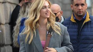 H Chiara Ferragni με το χτένισμα που προτιμούν οι πιο κομψές trendsetters τώρα