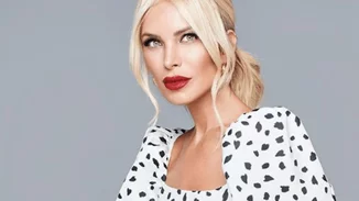 Η Κατερίνα Καινούργιου με το φόρεμα που δεν πρέπει να αγνοήσεις το φετινό καλοκαίρι