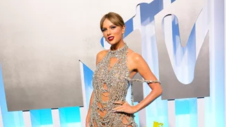 MTV Awards 2022 | Οι εμφανίσεις που ξεχώρισαν στο κόκκινο χαλί