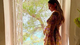 Celebrity εγκυμοσύνες | 6 διάσημες Ελληνίδες που δούλευαν μέχρι και λίγο πριν γεννήσουν