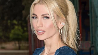 Κωνσταντίνα Σπυροπούλου | Μας δείχνει την υπέροχη γωνιά του σπιτιού της όπου θηλάζει τον μονάκριβο γιο της