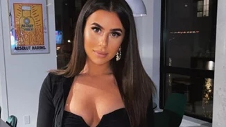 Διάσημη TikToker δείχνει πώς είναι άβαφη και προκαλεί σοκ