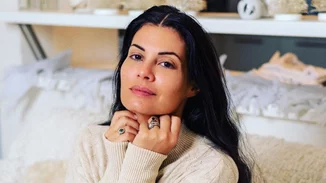 Μαρία Κορινθίου | Η πανέμορφη throwback φωτογραφία από τα 17 της - Σαν δυο σταγόνες νερό με την κόρη της Ισμήνη