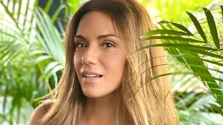 Βάσω Λασκαράκη | Ο καταπράσινος κήπος του σπιτιού της σε συνδυασμό με την αυλή, κάνουν το σπίτι της να θυμίζει εξοχή