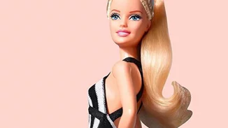 Barbie επιδημιολόγος | Γυναίκες των φυσικών επιστημών αποκτούν την δική τους κούκλα