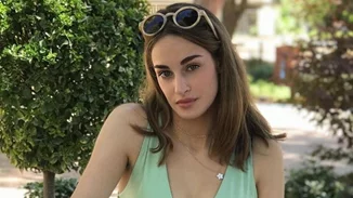 Μαρία Βοσκοπούλου | Με mini φόρεμα σε βραδινή έξοδο πιο εντυπωσιακή από ποτέ