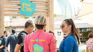 Παγκόσμια Ημέρα των Ζώων | Τα Pet City διοργάνωσαν την πρώτη Ημέρα Υιοθεσίας για αδέσποτα σκυλάκια