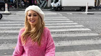 Η Ελένη Βουλγαράκη κατάφερε να συνδυάσει τη φόρμα της με ψηλοτάκουνες, μυτερές γόβες