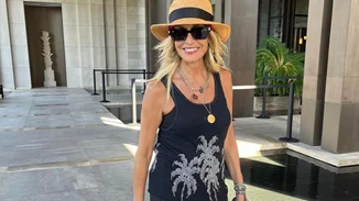 Άννα Βίσση | Ποζάρει σε ηλικία 5 ετών μαζί με τον πατέρα της, Νέστορα