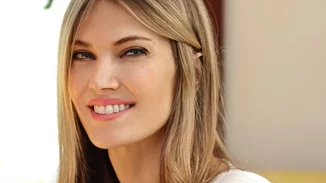 Η Εύα Καϊλή περπάτησε στο κέντρο της Αθήνας με το απόλυτο office look