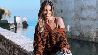 Η Αθηνά Οικονομάκου με τους πιο γραμμωμένους κοιλιακούς που θα σε πείσουν να ξεκινήσεις γυμναστήριο