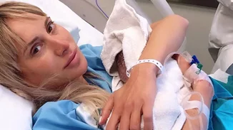 Μαρία Ματσούκα | Ποζάρει με κοντό μίνι σε προχωρημένη εγκυμοσύνη