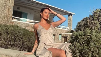 Δανάη Λιβιεράτου και Pablo Miller | Η 20χρονη και ο bohemian γοητευτικός τραγουδιστής φουλ ερωτευμένοι στην Ίο