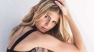 Η Αμαλία Κωστοπούλου έχει αδυναμία στον μικρό της αδερφό, Παναγιώτη - Αντώνιο Κικίλια, και αυτό δεν κρύβεται