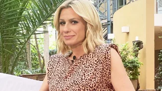 Κατερίνα Καραβάτου | Το γραφείο της θυμίζει τροπικό νησί