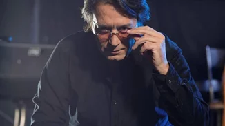 Γιάννης Κότσιρας | Η σπάνια φωτογραφία με τους δύο γιους του