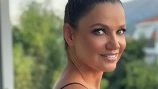 Η Παναγιώτα Βλαντή φόρεσε τη δαντέλα με τον πιο σικ τρόπο