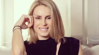 Βάσω Στασινού Νικοπολίδη | Πιο εντυπωσιακή από ποτέ σε πολύ σπάνια εμφάνιση