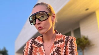 Τάμτα | Έκανε το πιο edgy look για βραδινή έξοδο φορώντας βινύλ