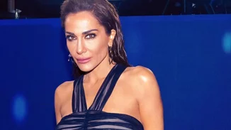 Η Δέσποινα Βανδή το 2004 | Το εντυπωσιακό look της πάνω στη σκηνή που έχει μείνει αξέχαστο