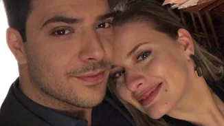 Το σπαρακτικό αντίο της Ντόρας Μακρυγιάννη στον Πάνο Νάτση | "Γιατί Πανούλη μου; Σ' αγαπάω πολύ ομορφιά μου"