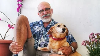 Χάρης Γρηγορόπουλος | Η κόρη του "Τρελαντώνη" μεγάλωσε και είναι λαμπρή επιστήμονας