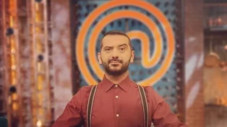 Στο ένα χέρι η μπίρα και στο άλλο το μωρό | Ο Λεωνίδας Κουτσόπουλος ποζάρει για πρώτη φορά με τον γιο του στην πιο ανατρεπτική φωτογραφία