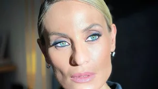 Το αληθινό πρόσωπο της Ελεονώρας Μελέτη | Ποζάρει χαρούμενη και όμορφη, δίχως ίχνος μακιγιάζ