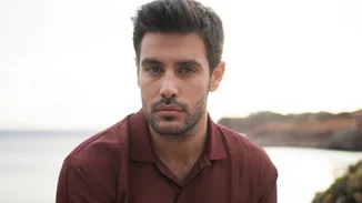 Ο Κώστας Μαρτάκης για το ενδεχόμενο δημιουργίας μιας οικογένειας | "Όσο περνούν τα χρόνια, ολοένα απομακρύνομαι από αυτή τη σκέψη"