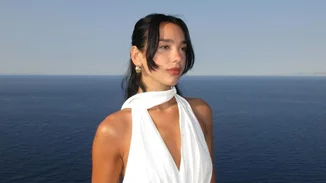 Dua Lipa-Romain Gavras | Ξανά στην Ελλάδα - Το φωτογραφικό άλμπουμ της επίσκεψής τους στην Πελοπόννησο