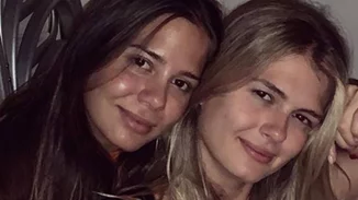 Αμαλία και Αλεξάνδρα Κωστοπούλου με τον μικρό αδελφό τους στην Πάτμο | Το κλικ της υπερήφανης μαμάς Τζένης Μπαλατσινού με τα παιδιά της στις διακοπές