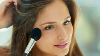 Black Blush | Το μαύρο ρουζ είναι το αγαπημένο των Beauty TikTokers τώρα