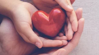 Επανειλημμένες αποτυχίες εμφύτευσης στην εξωσωματική γονιμοποίηση | Η δημοσίευση ελληνικής επιστημονικής ομάδας για την αντιμετώπιση