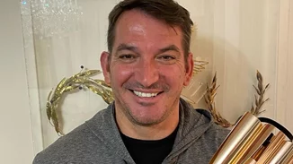 "Λύγισε" ο Πύρρος Δήμας σε ερώτηση για τη γυναίκα του