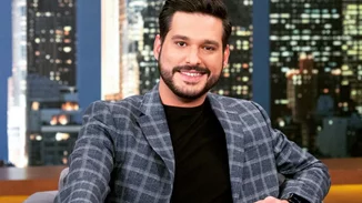 Φοίβος Παπαδάκης | "Ο πατέρας μου πρέπει να αφήνει τη Μαρία Αναστασοπούλου να μιλάει περισσότερο"