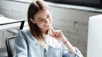 Τα κόλπα των CEOs για να έχουν ευτυχισμένους υπαλλήλους στις γιορτές