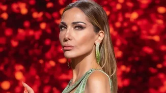 Δέσποινα Βανδή | Οι φωτογραφίες που μαρτυρούν την αληθινή της σχέση με την αδερφή του Βασίλη Μπισμπίκη, Παναγιώτα