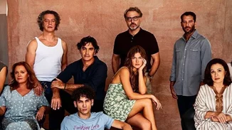 "Maestro" | Η αποθέωση στο Twitter, η συγκλονιστική ατάκα για τον Μεσαίωνα και ο προβληματισμός του κοινού