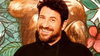 Αλέξης Γεωργούλης | "Έχω ψωρίαση που βγαίνει στους αγκώνες και κάτω από τα μάτια"