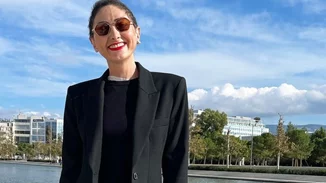 O ξέφρενος χορός της Ρεγγίνας Μακέδου αλά Wednesday Addams