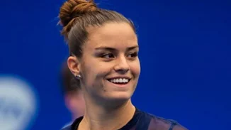 Celebrities News | Η δήλωση της Σάκκαρη για τον Μητσοτάκη, τα νούμερα τηλεθέασης και η τηλεοπτική επιστροφή του Μαρκουλάκη