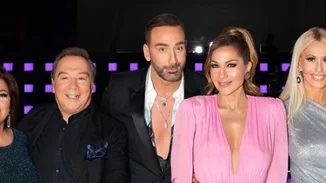 Celebrity News | Ο κριτής που αποχωρεί από το J2US, η ατάκα της Μαλέσκου για την αποχώρησή της από τον ΣΚΑΪ και ο τελικός του Survivor