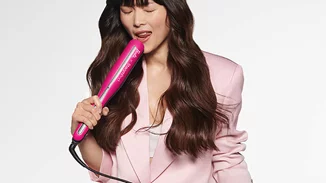 Ένα "κουκλίστικο" και πλήρως εργονομικό styling tool θα σου χαρίσει τα ωραιότερα και πιο εύκολα χτενίσματα