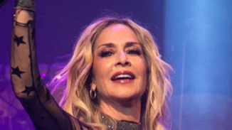 Άννα Βίσση | Με ποιες διάσημες κυρίες έπαιξε "Ρουκ Ζουκ" στο καμαρίνι της;