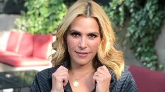 Τζένη Μπότση | Απολαμβάνει τις βουτιές στη θάλασσα με την 2,5 ετών κόρη της