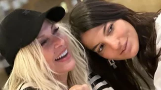 Άννα Βίσση & Δήμητρα Κούστα στη Νέα Υόρκη | Βραδινή έξοδος σε γνωστό γαλλικό εστιατόριο