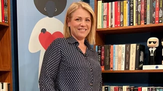 Μαριάννα Τουμασάτου | Η σπάνια φωτογραφία απ' όταν ήταν 22 χρονών και η εντυπωσιακή αλλαγή στην εμφάνισή της